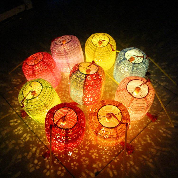 Cylindrical Winter Melon-Shaped Luminous Handheld Paper Lantern for Children's Dance and Hanfu Photography