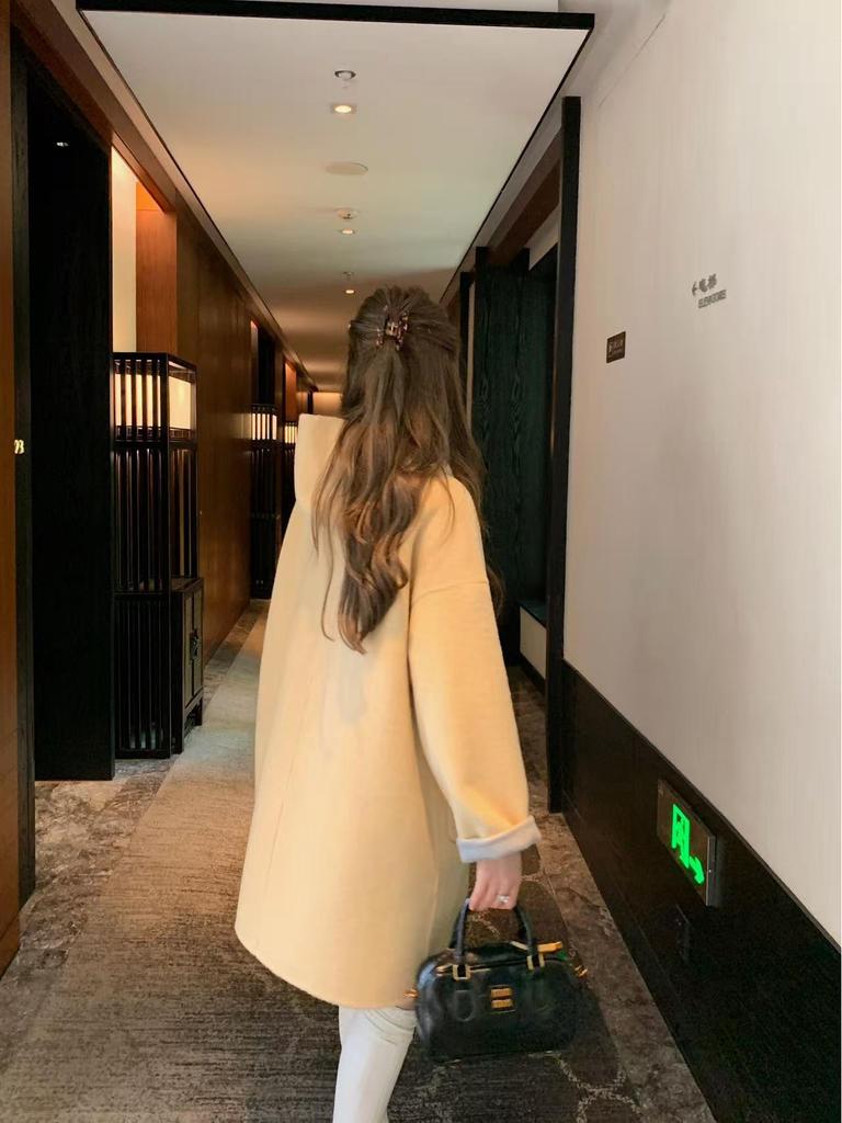 Reversible Korean Style Hooded Long Wool Coat, Light Colors, Thick Double-Faced Wool, Loose Fit, Slimming, High-End Outerwear.