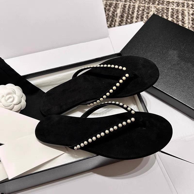 

Leather pearl flip-flops women s new flat-bottomed sandals 35