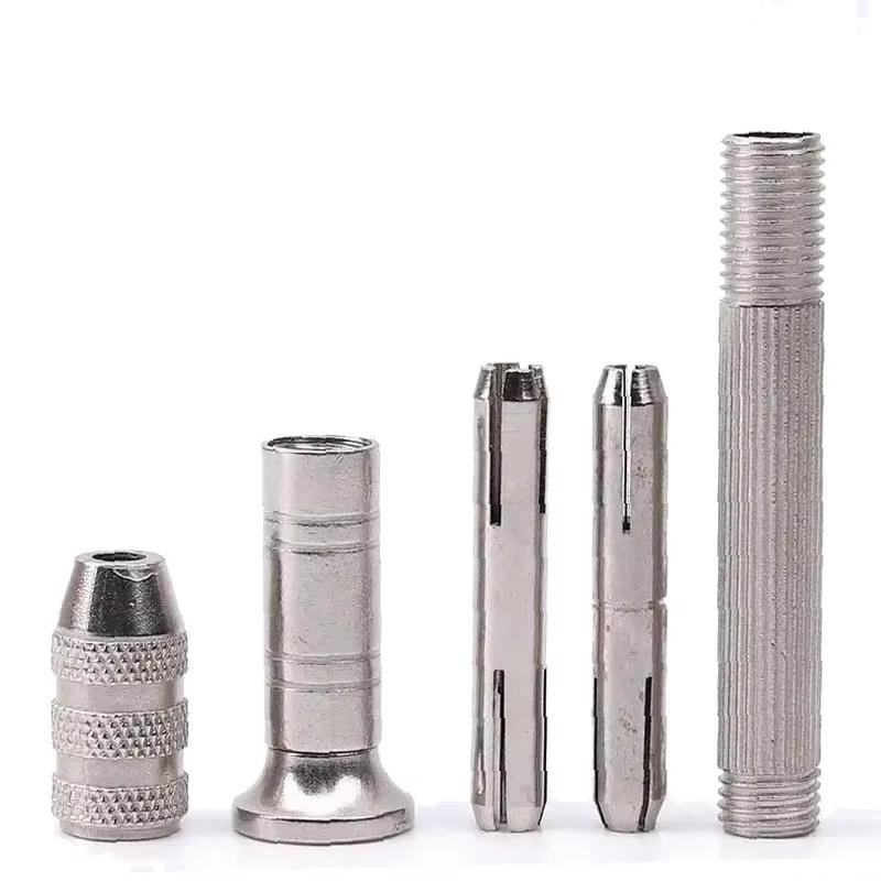 Sada kožených šicích jehel, Sada obsahuje stříbrné kožené šicí šídlo, 4 kusy jehel vhodných pro kůži, plátno, stan