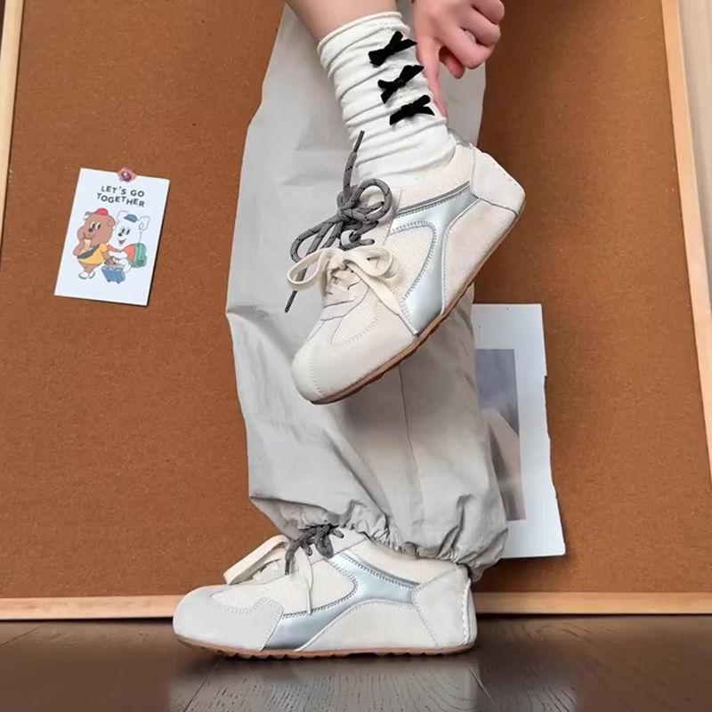 Korean niche retro German training shoes women's spring new flat bottom inner heightening board shoes casual sports Forrest Gump shoes