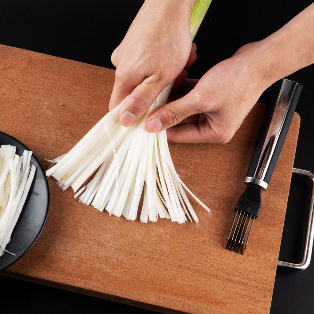 Multifunctional Stainless Steel Green Onion Slicer – Kitchen Tool for Slicing Green Onions and Vegetables