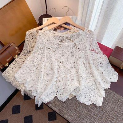 Camisa de manga 3/4 con chal de flores y gancho hueco de encaje para mujer