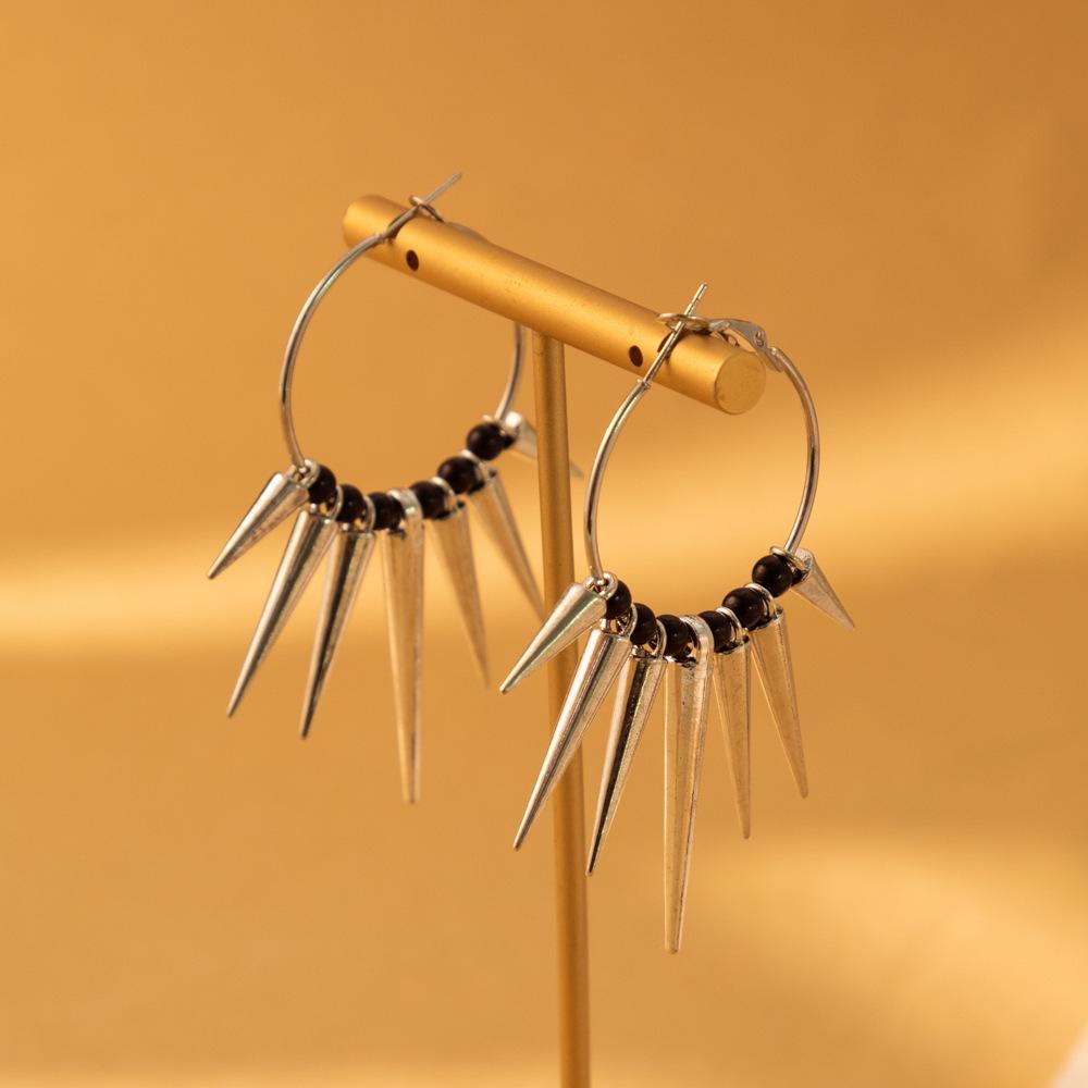 Beaded Black Fashionable Layered Chain Necklace With Geometric Alloy Pendant Women For