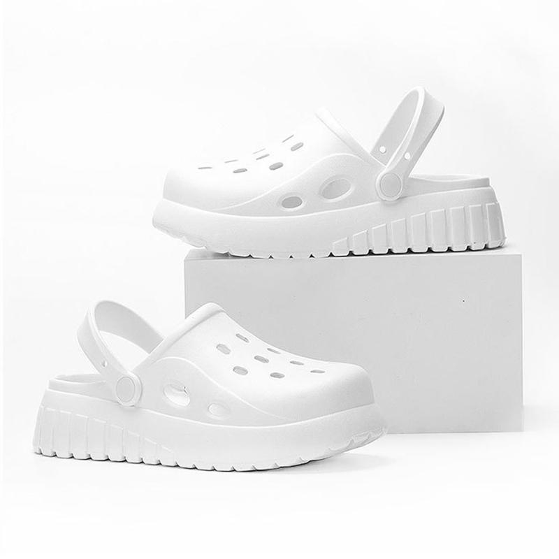 Lucyever Summer Outdoor Hole Shoes for Women 2024 Solid Closed Toe Clogs Beach Slippers Woman Eva Non-Slip Cloud Slides Female