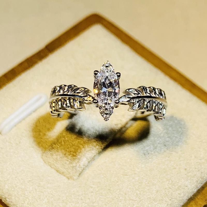 

1Pc Stylish Niche Design Feather Ring, Rustic Wheat Ear Ring, Micro-inlaid Decorative New Ring 10 серебряный