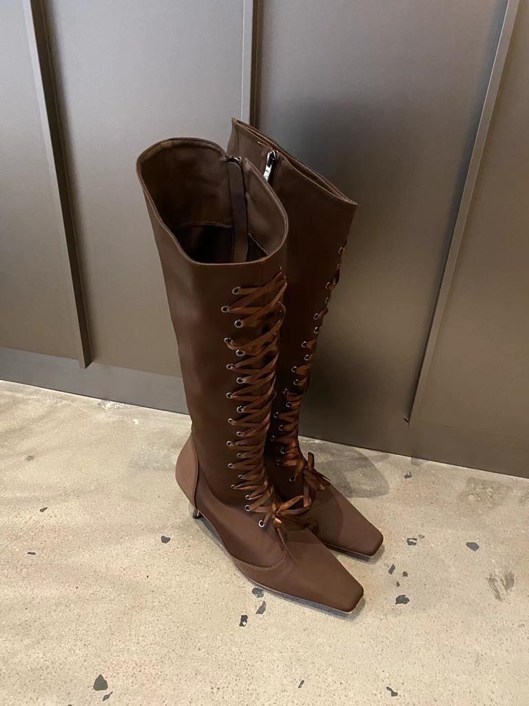 Mote Smal Firkantet Tå Dame Knehøye Støvletter Kryssreim Snøring Glidelås i Siden Svarte Brune Tynne Høye Hæler 2024 Nyheter Mote