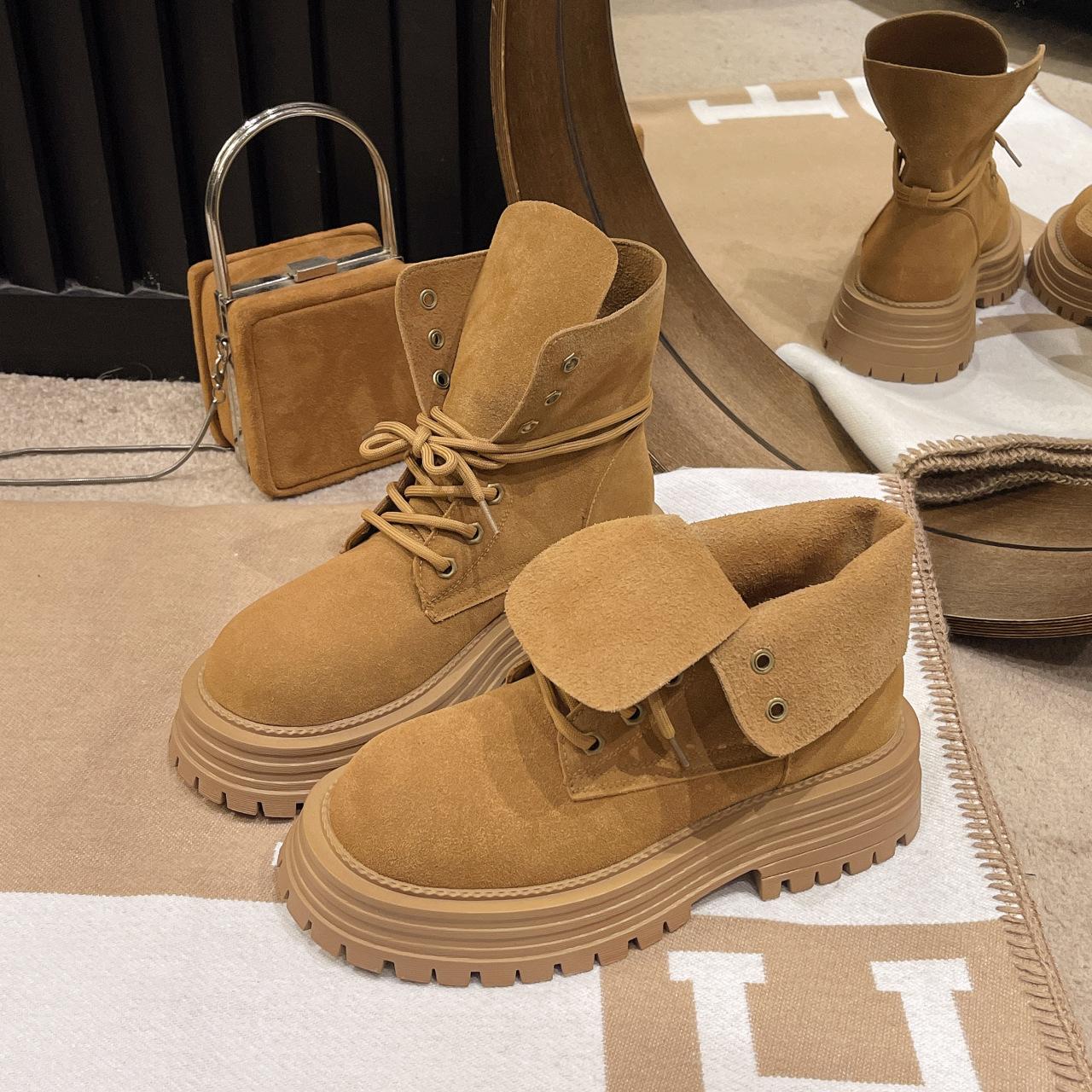 

2025 новые летние толстоподошвенные легкие полусапоги с отворотом на шнуровке, полированные ботинки Мартин, универсальные ботинки в стиле милитари для женщин 40 жёлтый