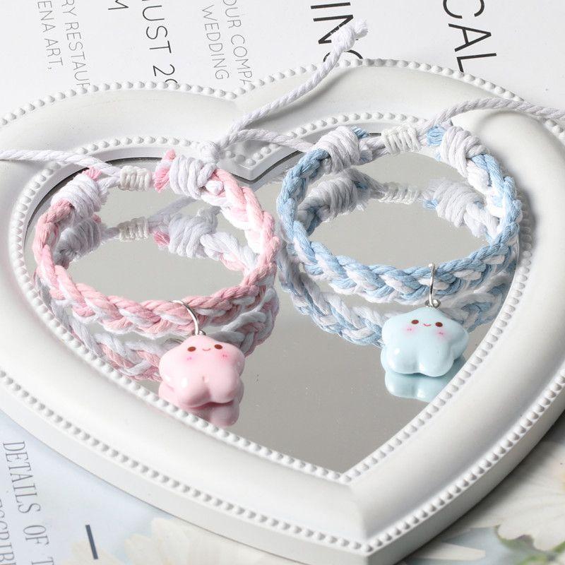 

Оригинальный милый плетеный браслет для пары с маленькими звездочками, с магнитной застежкой, ремешок для ношения, для молодых взрослых, для девушек-подруг, браслет для парня, маленький подарок Pink + Blue (regular)