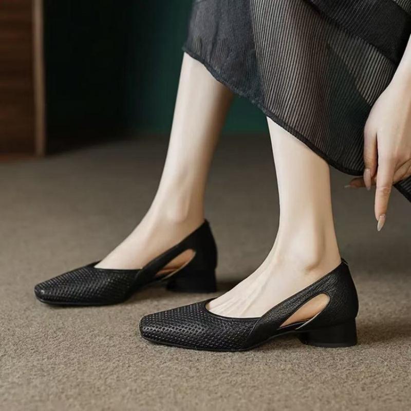 

Soft Leather Square Toe Hollow Low Heels Side Cutout Breathable Shallow Pumps Elegant Versatile Office Sandals for Women 39EU/CN40 чорний