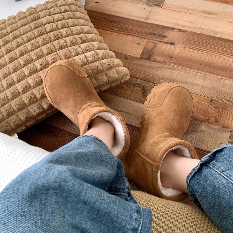 Women's Platform Snow Boots 2025 Winter New Outdoor Plush Thicken Cotton Shoes Non Slip Comfortable Height Increase Warm Shoes