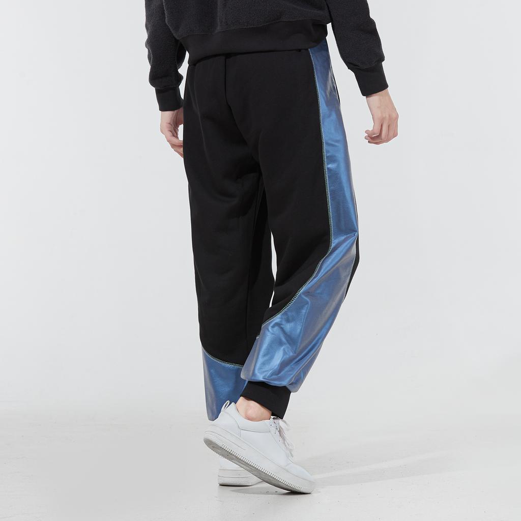 Nike Ležérne pletené tepláky s elastickými manžetami a flísovou podšívkou dámske spodky čierne DD5130-010