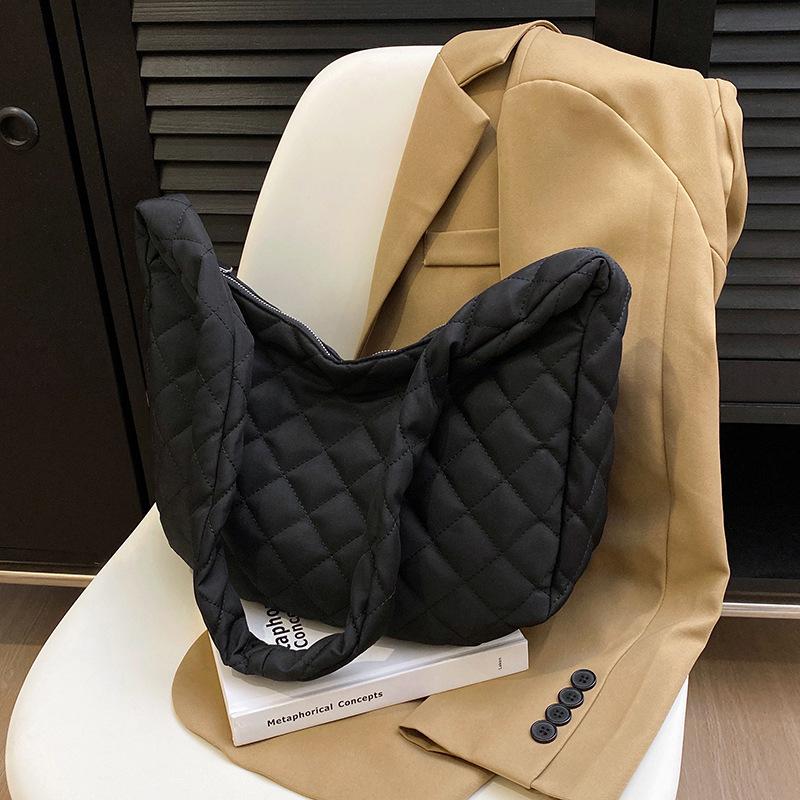 Frühling neu lässig Stickgarn Rhombus Persönlichkeit große Kapazität Pendler Ein-Schulter Tragetasche Frau