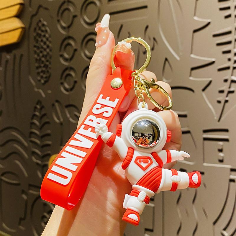 Cartoon Astronaut Charming Keychain Durable Silicone Key Ring For Friends And Family Gifts