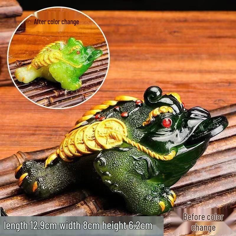 Luxury Resin Pixiu Tea Pet: Color-Changing Wealth-Attracting Ornament for Tea Sets.