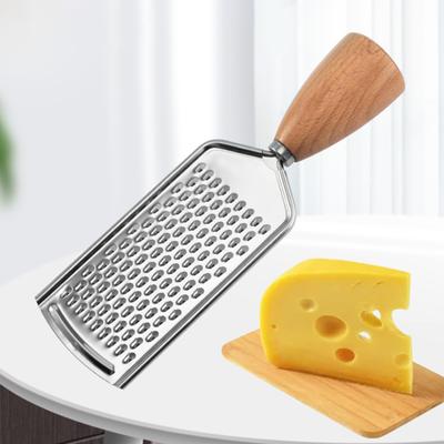 Vegetable Grater Comfortable Grip Simple Operation Thick Anti-rust Easy To Clean Grate Stainless Steel Chocolate Lemon Cheese Grater for Kitchen