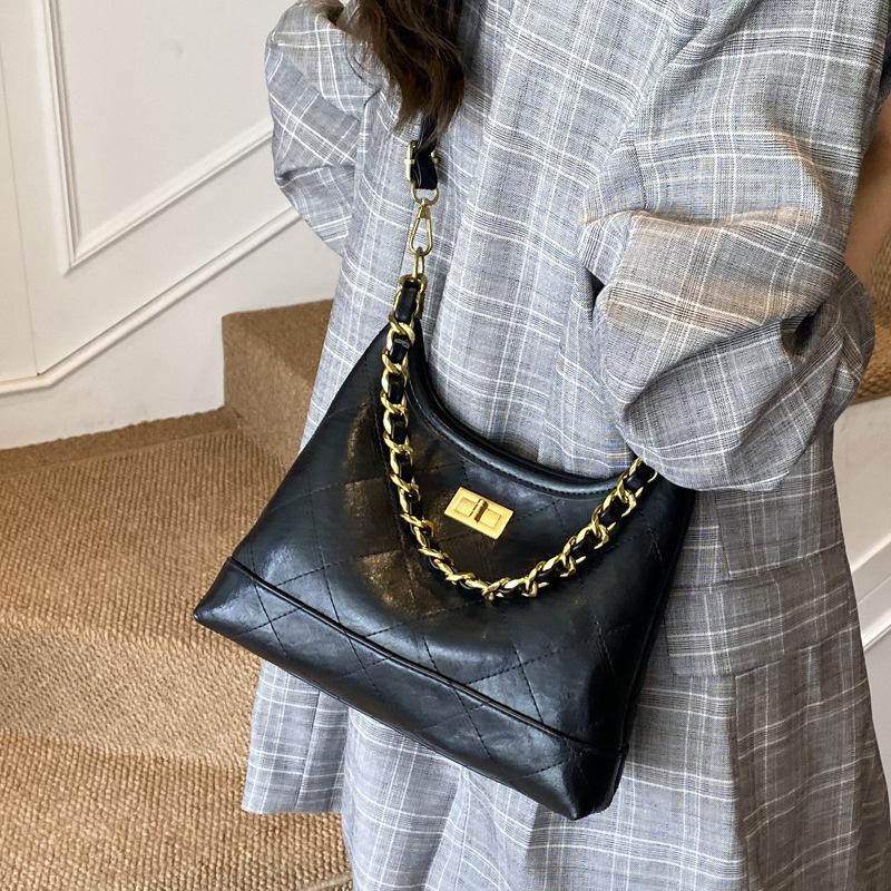 Fashion Niche Rhombus Embroidered Thread Stray Bag Women's Bag New Retro Commuter Underarm Shoulder Bag Chain Crossbody Bag