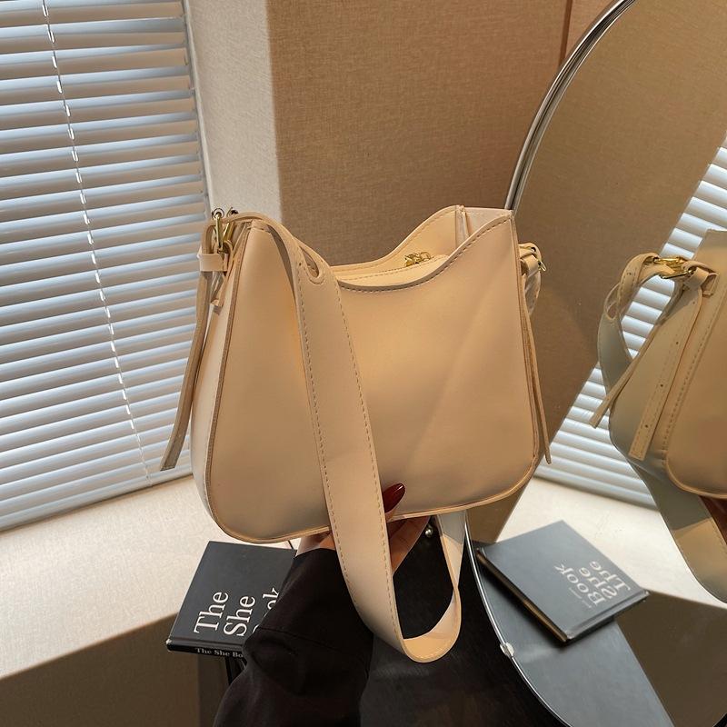 Retro Small Bag Women's Summer Versatile New Simple Shoulder Messenger Bag Bucket Bag