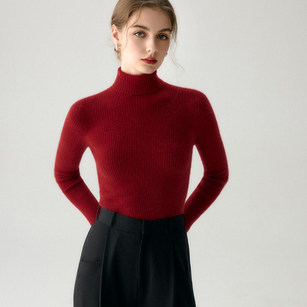 Women's Slim-Fit High-Neck Cashmere Sweater: Seamless, Solid Color, Figure-Flattering Knit.