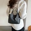 2025 Winter New Handbag Messenger Tote Bag Women's Retro Casual Atmospheric Bag Women