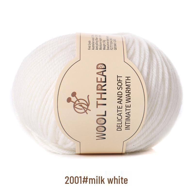 Medium-Thick Cashmere Wool Yarn for Hand-Knitted Baby and Child Scarves and Sweaters, with Knitting Needles.