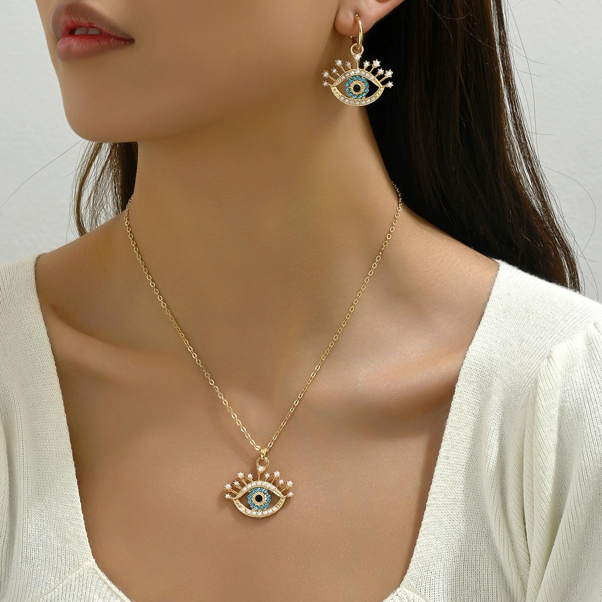

New Diamond Necklace Earrings Set Devil s Eye Design Clavicle Chain Versatile Earrings