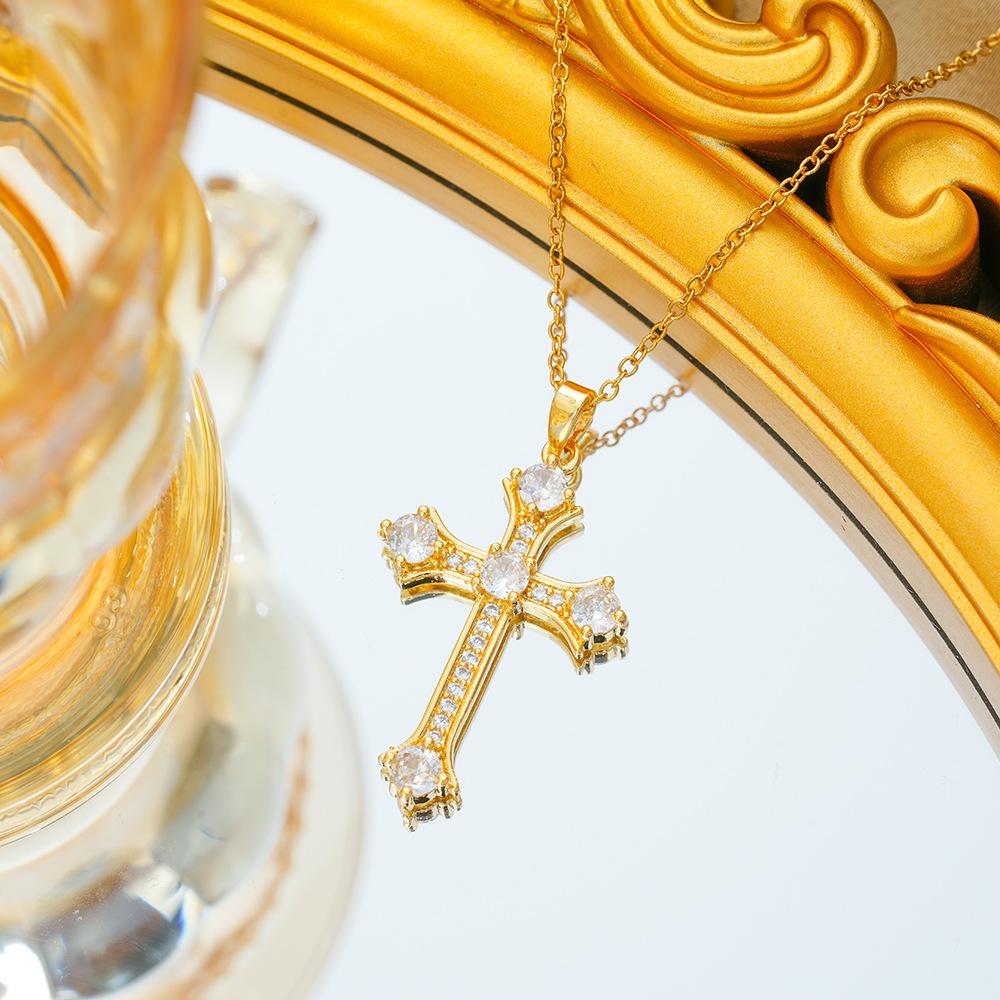 Punk Kreuz Halskette mit einzigartigem und modischem Weißzirkon Nischen-Design Schlüsselbeinkette