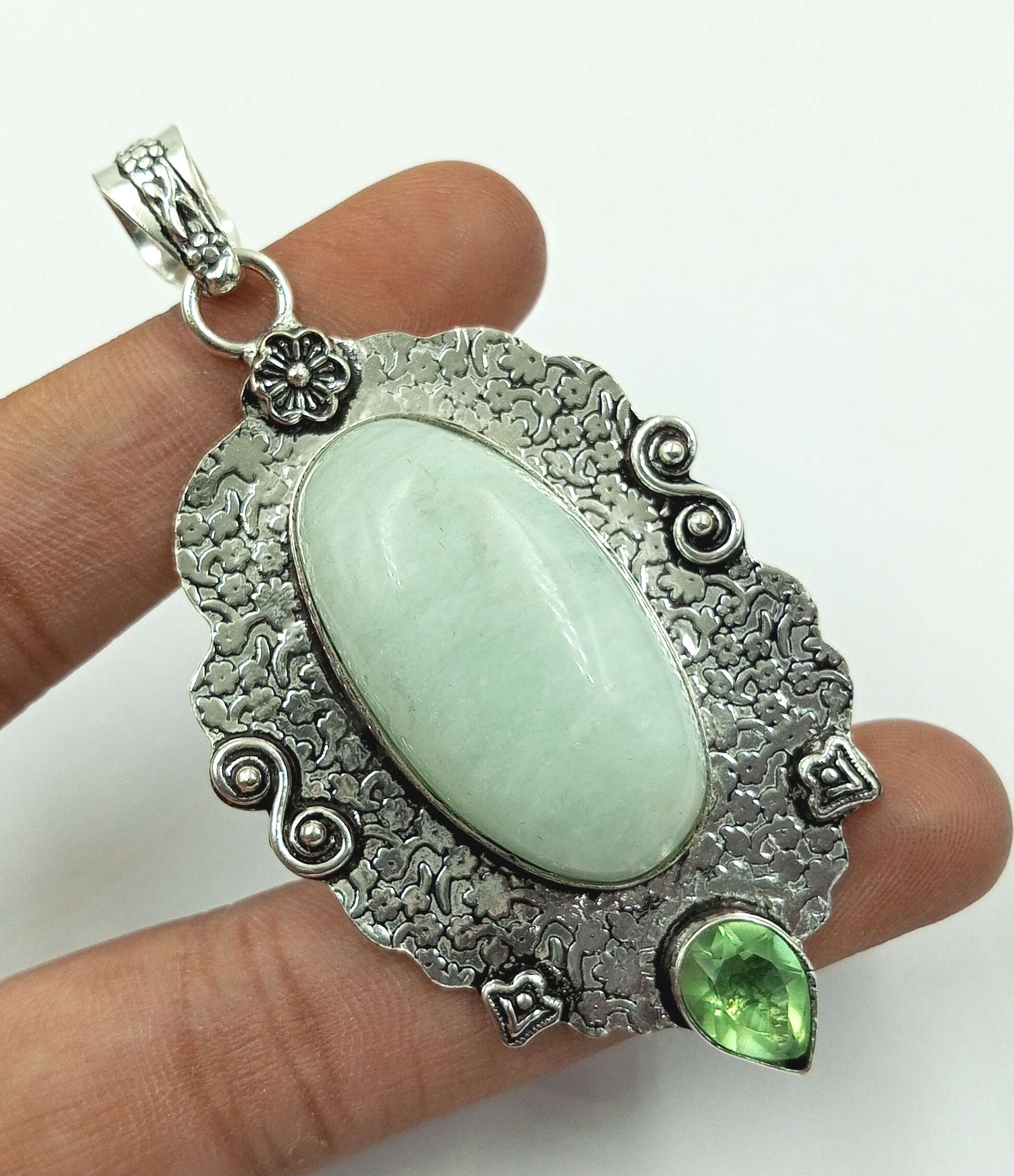 

Amazonit Gemstone 925 Sterling Silver Plated Women s Gifted Pendant UUOL-P72