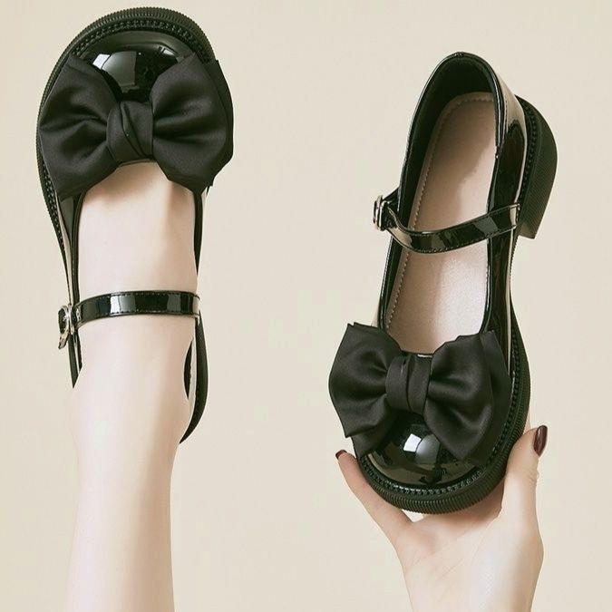 

French Mary Jane small leather shoes women s 2025 spring and autumn new bow with skirt Japanese jk light mouth thick heel single shoes 36