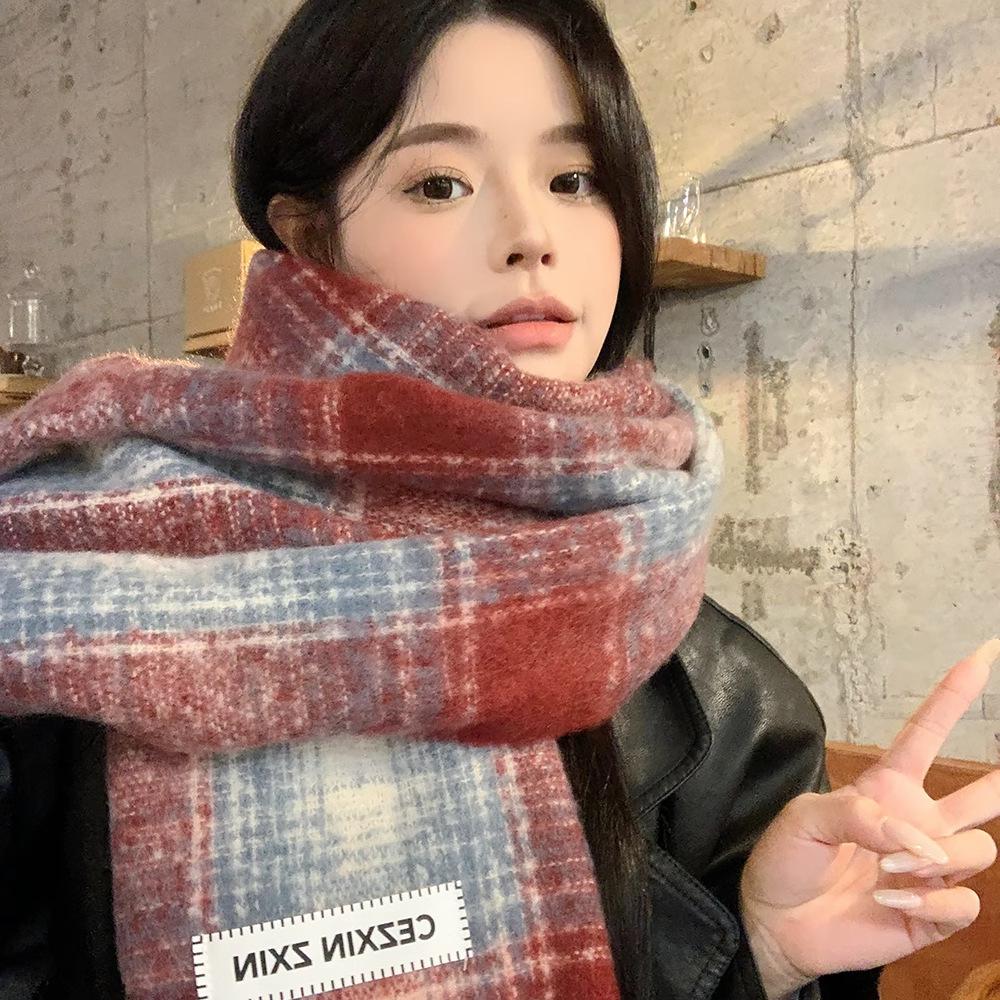 Korean atmosphere Mohair plaid plush scarf women's 1116 autumn and winter warm atmosphere couple scarf