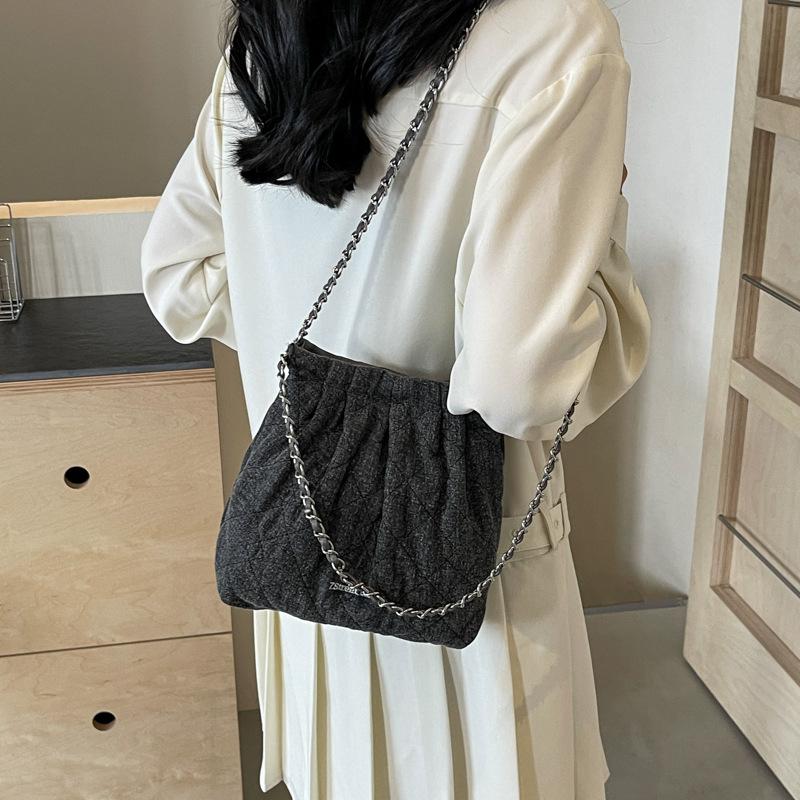 This Year's Popular Bag Women's 2025 New Trendy Personalized Denim Chain Bag Versatile Drawstring Shoulder Armpit Bag
