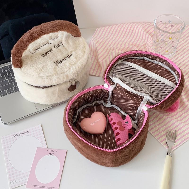 Women Makeup Bags Cosmetic Pouch Plush Cosmetic Bags Travel Storage Bags Cute Toiletry Bag Kawaii Storage Pouch