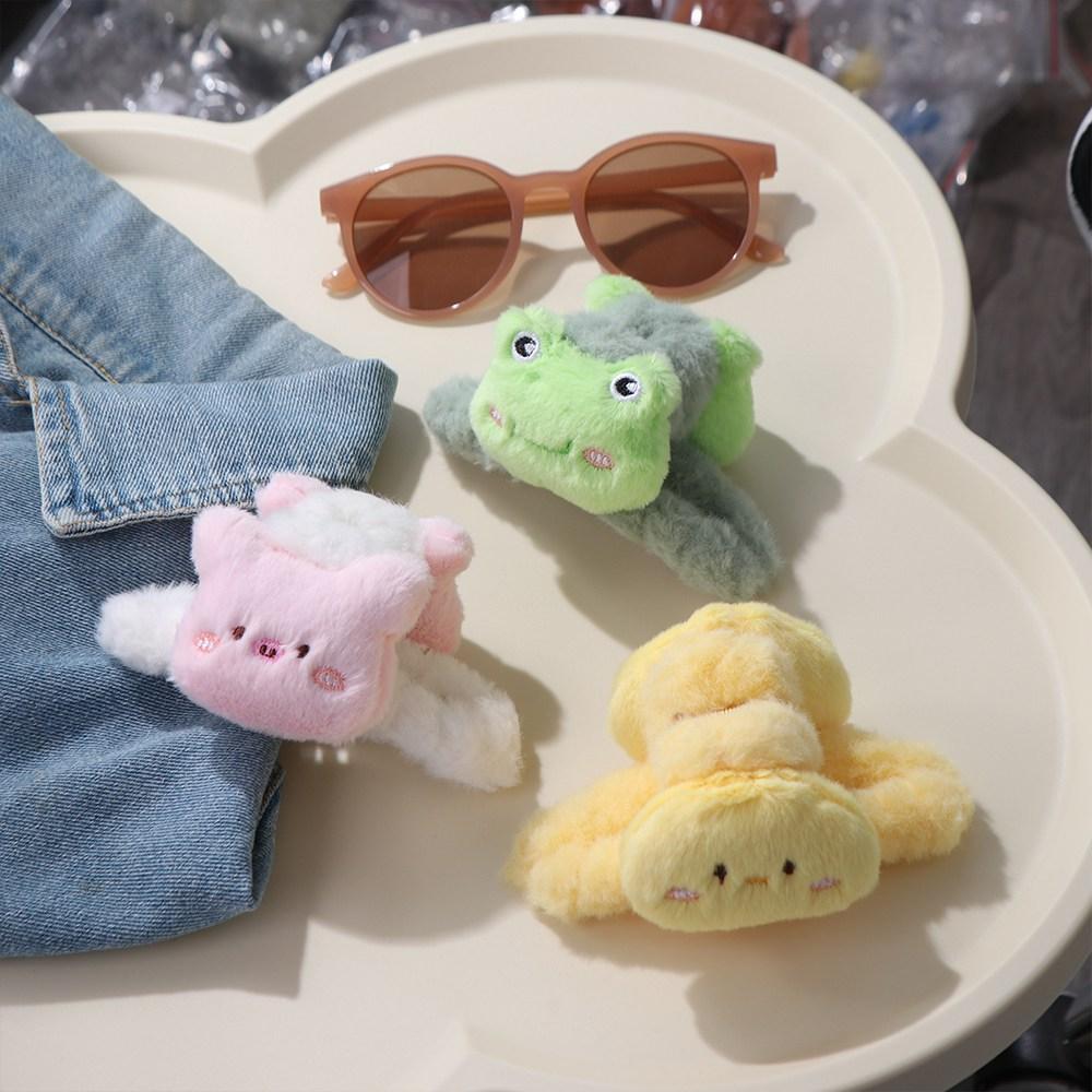Elegant Doll Plush Panda Hair Claw Rabbit Frog Animal Shark Clip Cartoon Large Size Winter Cross Hair Clip Daily