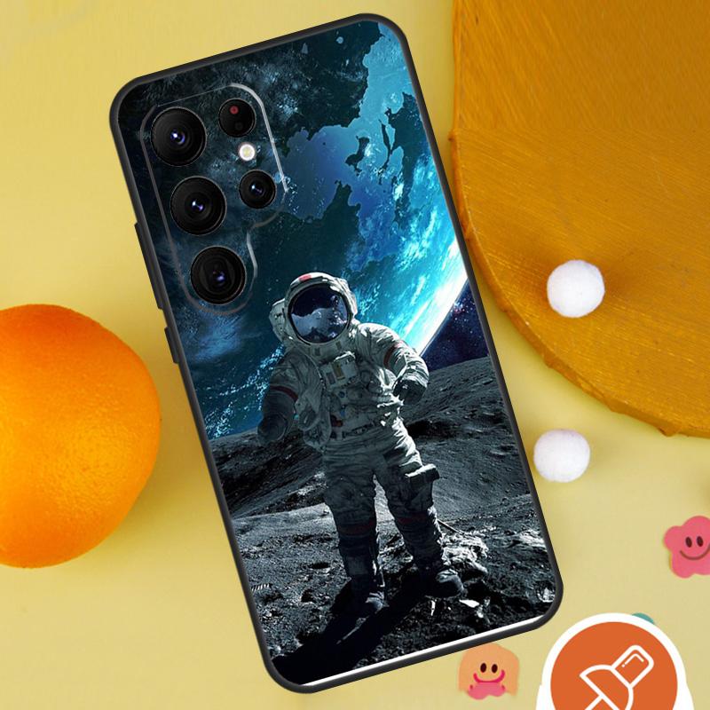 Space Moon Astronaut Phone Case For Samsung Galaxy S25 Ultra S24 S23 S22 S21 Ultra S9 S10 Plus S20 FE Funda Cover