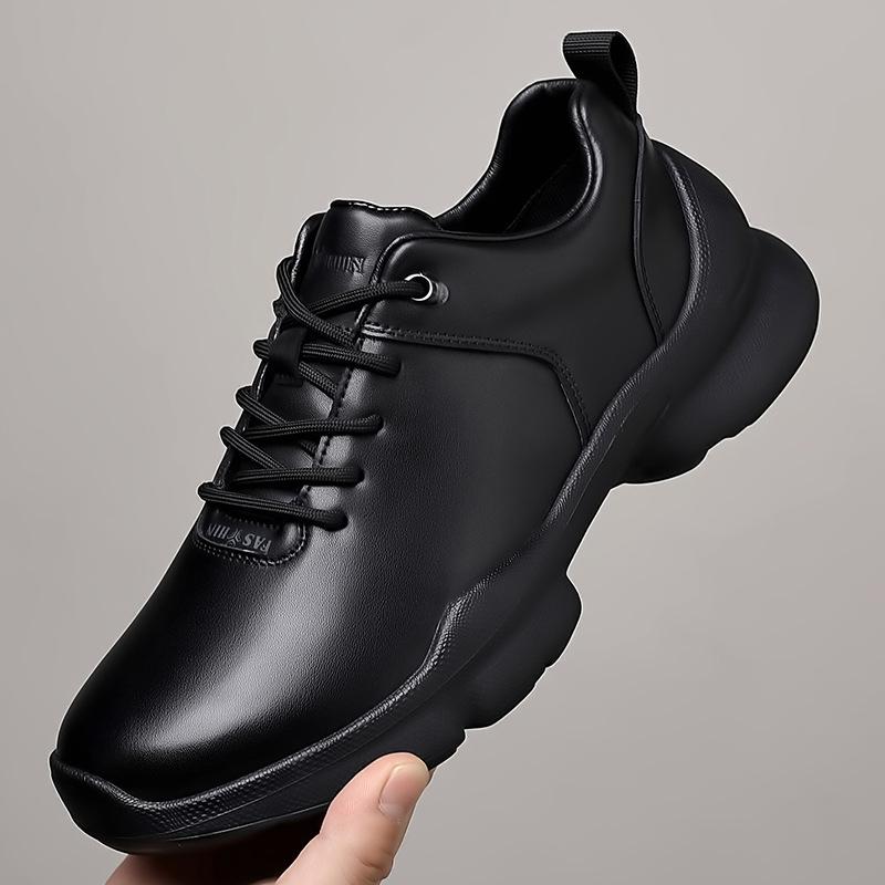 2026 Autumn Winter New Leather Sneakers for Men Fashion Black Casual Sports Shoes Male Lace Designer Platform Leather Shoes Man