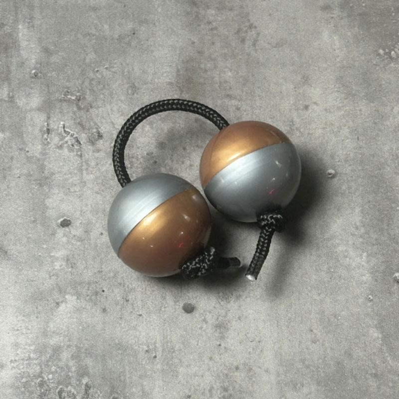 Aslatuas Rhythmic Ball Kashaka Shaker Instrument Classical African Shaker Rattle Hand Percussions for Kid Adult Starter