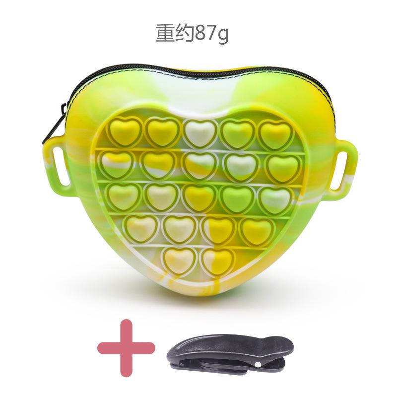 Silicone pet fanny pack feeding bag cat and dog snack bag outdoor dog food bag cat food training bag going out portable fanny pack