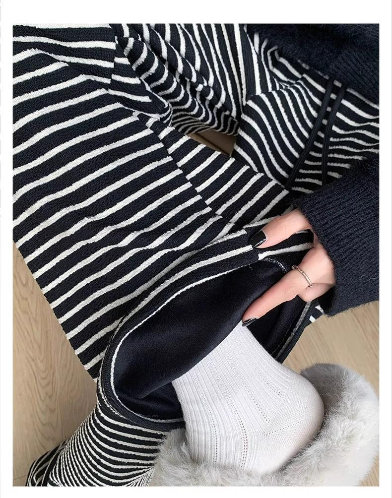 Women's High Waist Black & White Striped Petite Wide Leg Pants - Fleece Lined for Autumn/Winter