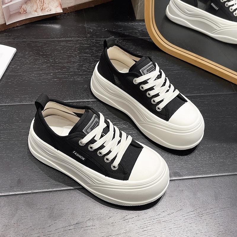 Korean Breathable Mesh Thick-soled Internet Celebrity Super Fire Little White Shoes Women's Summer New Comfortable and Lightweight Casual Board Shoes