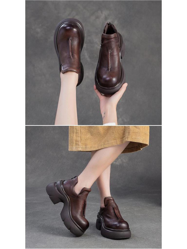 Jie Zhou Autumn/Winter 2025 Women's Retro Cowhide Short Boots - Solid Color, Back Zipper, Casual & Versatile.
