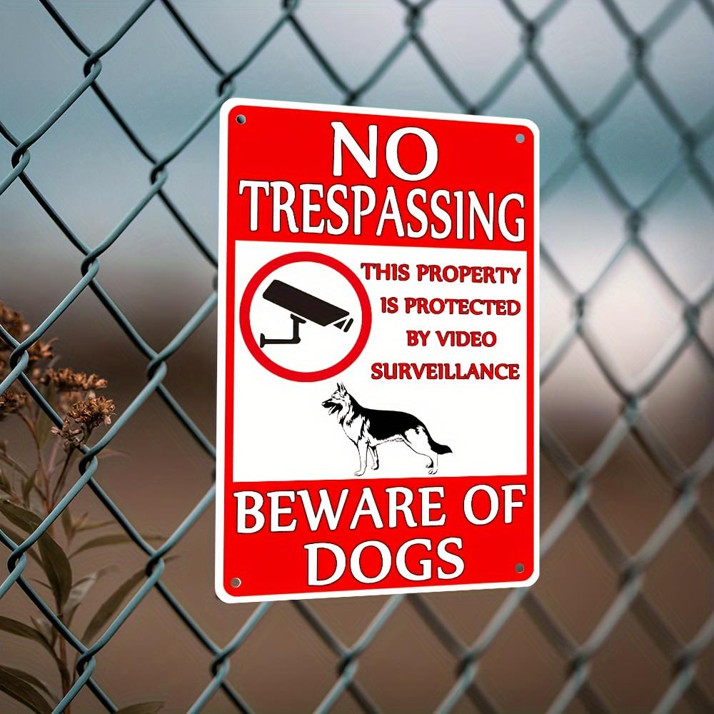 

Metal Beware of Dogs Sign Rustic Iron Wall Decor with Video Surveillance Notice No Trespassing Deterrent for Home Securi 20x30cm（7.8x11.8inch）
