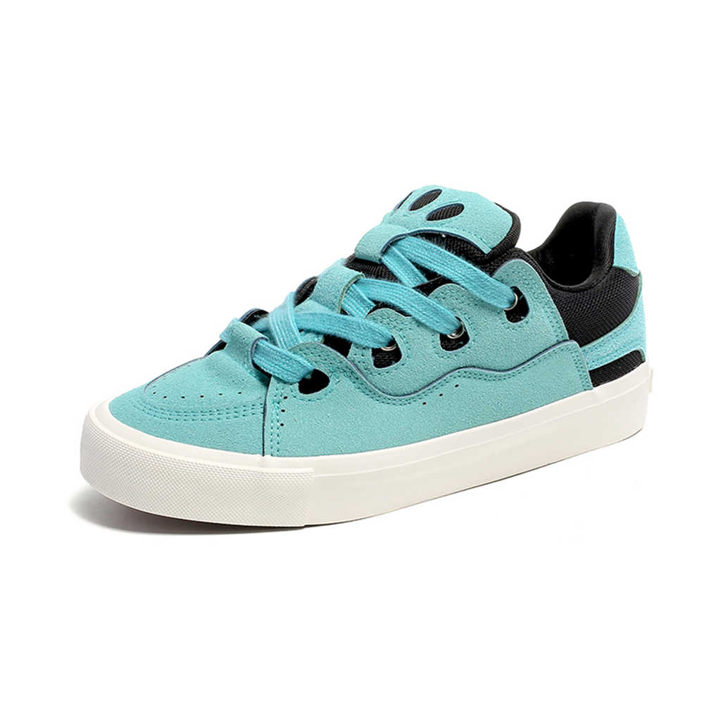 Fashion Number 44 Anti-skid Classic Dress Heels Retro Men's Sneakers Casual Dress Shoes Men Sport Models School Sapatos Items