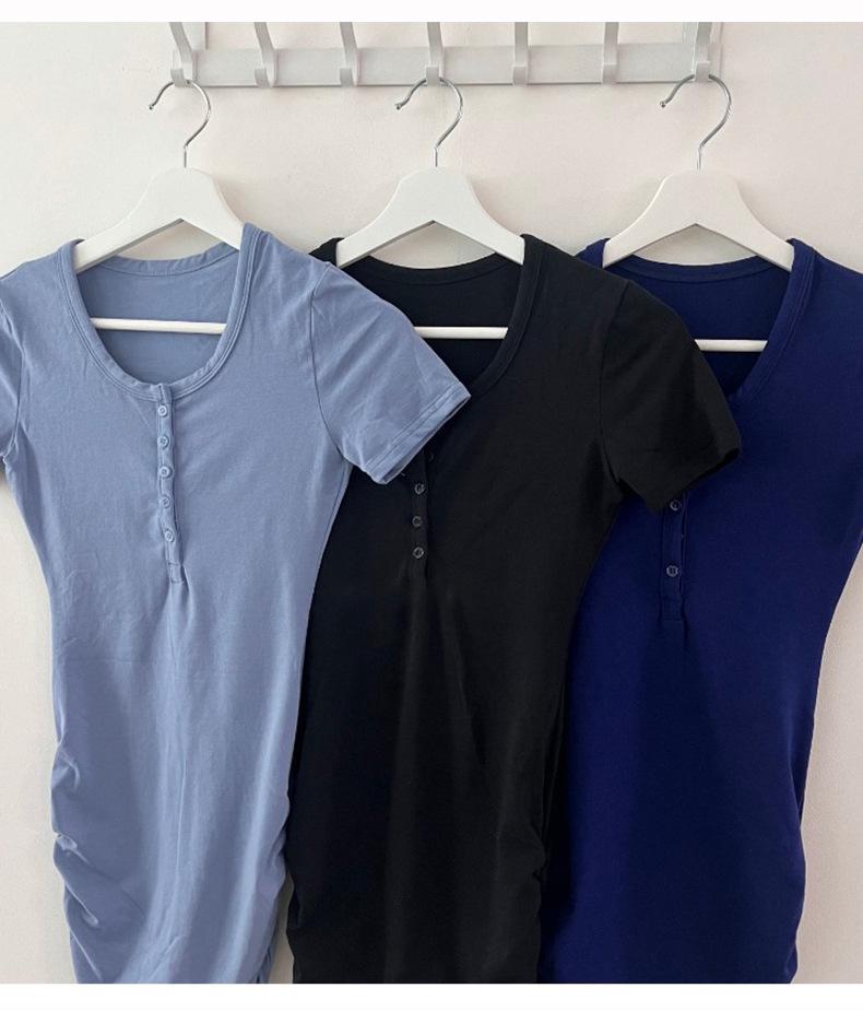 Robe Dongdaemun à Rétention Automatique: Col sexy semi-ouvert, dévoilant la poitrine, design moulant à effet gainant sur les hanches. J'adore vraiment !