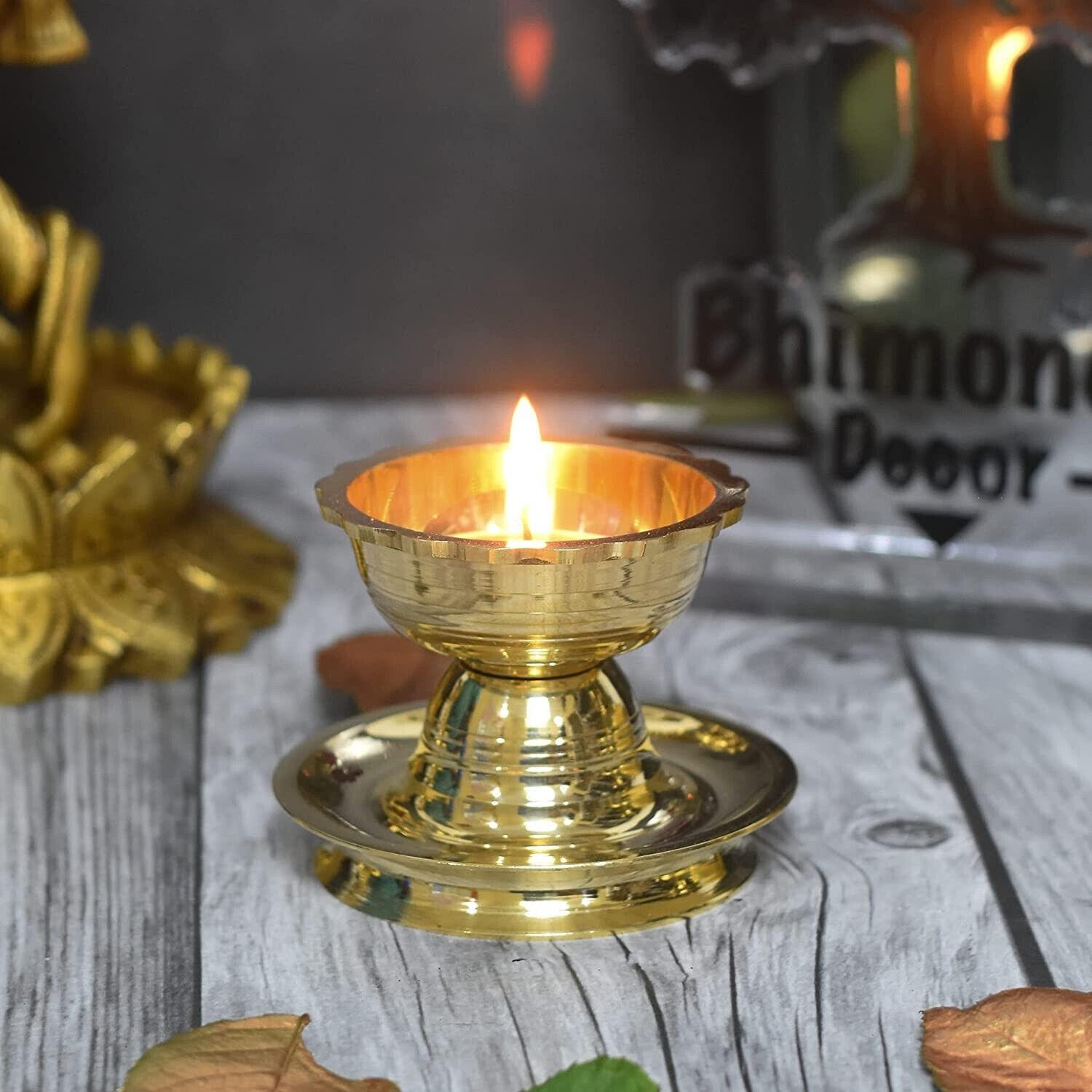 

Indian Traditional Pure Brass Udupi Nanda Table Diya For Home & Temple CN1018