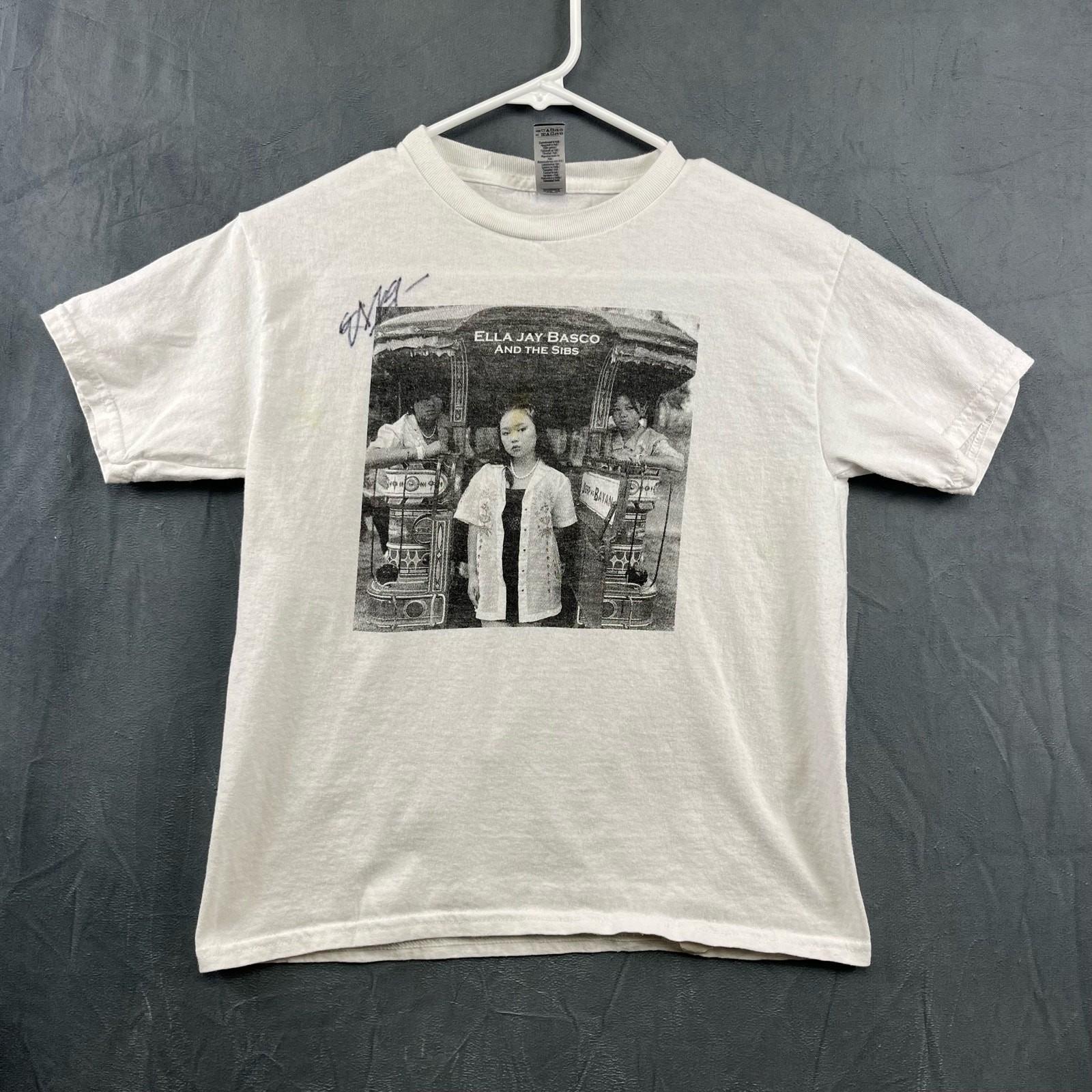 Ella Jay Basco and the Sibs Autographed Shirt Black / White Graphic Band K-Pop XXXL
