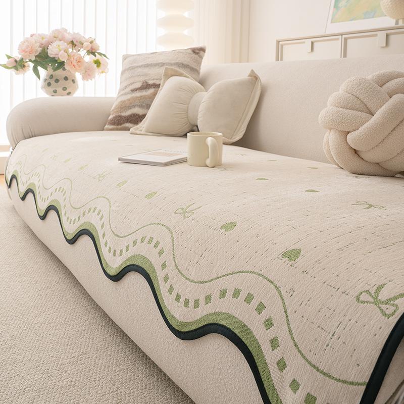 

Chenier Four Seasons Universal Sofa Cushion New Irregular Sofa Cover Fixed Non-Slip Leather Sofa Cushion 90*70cm