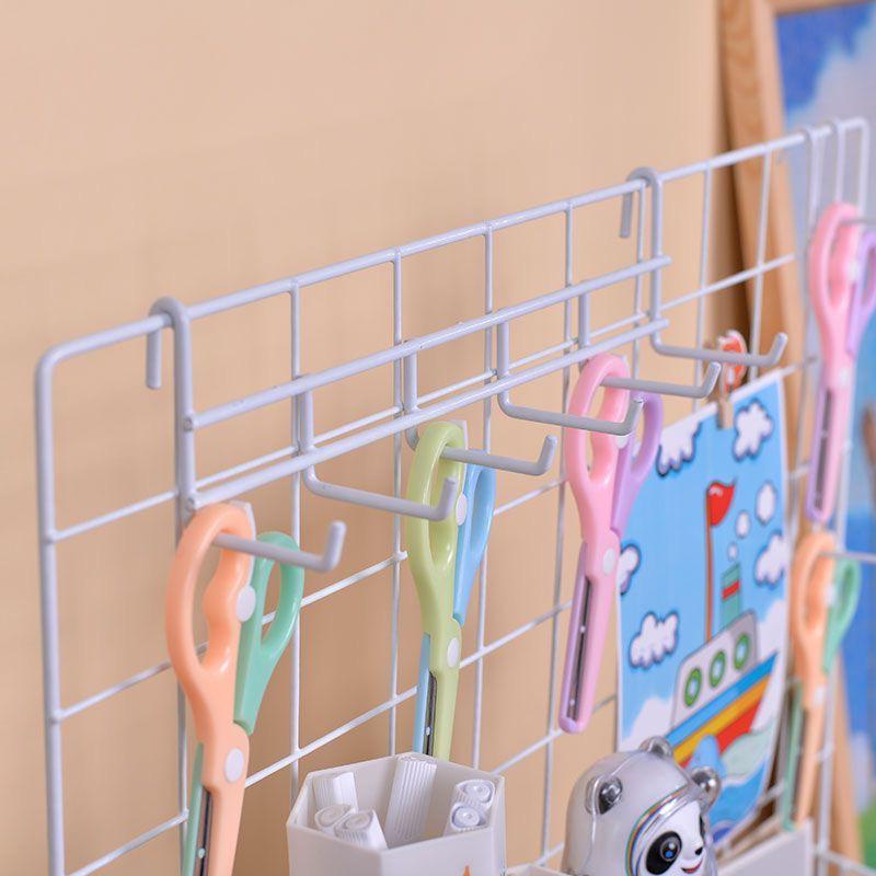 Kindergarten Art and Jewelry Display Wire Rack