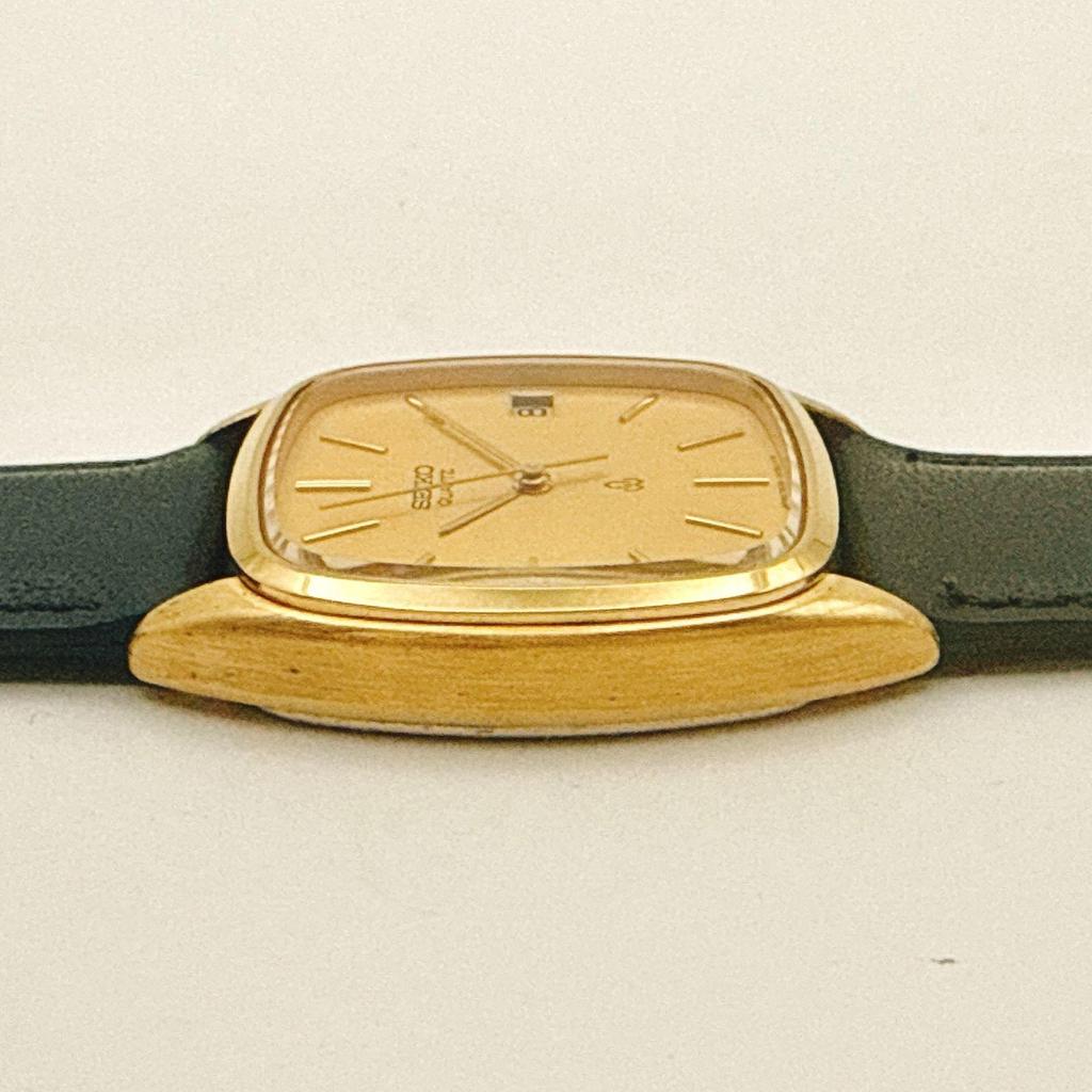 Used B199 [Working, Excellent Condition, 1981 Vintage, New Belt] SEIKO Quartz Gold-Tone Tonneau Case Men's Watch
