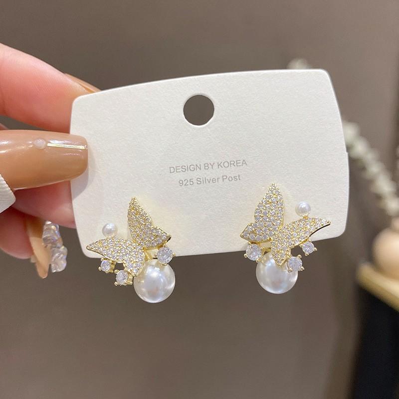

Full Crystal Rhinestone Butterfly Imitation Pearl Dangle Earring for Women Animal Temperament Zircon Wholesale Christmas Gift