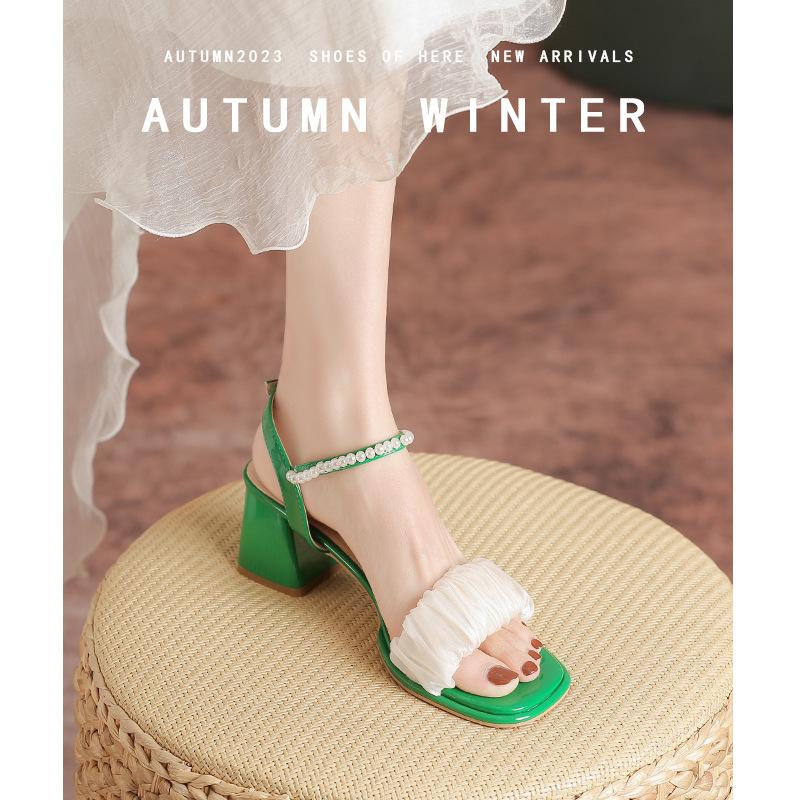 

Босоножки женские летние новые темпераментные на высоком каблуке с жемчужным бантом и перепонкой на толстом каблуке модные универсальные 39 зелёный